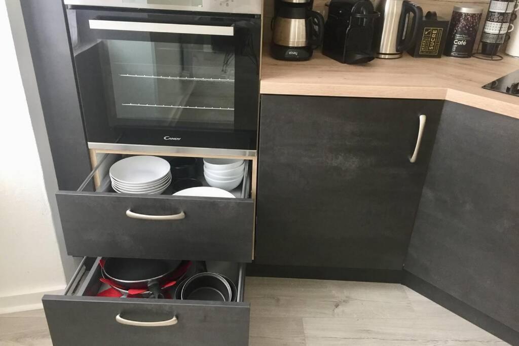 Apartment Le Montferrat - 65m2 - 2 - Rue De La Grotte - Hyper Centre *