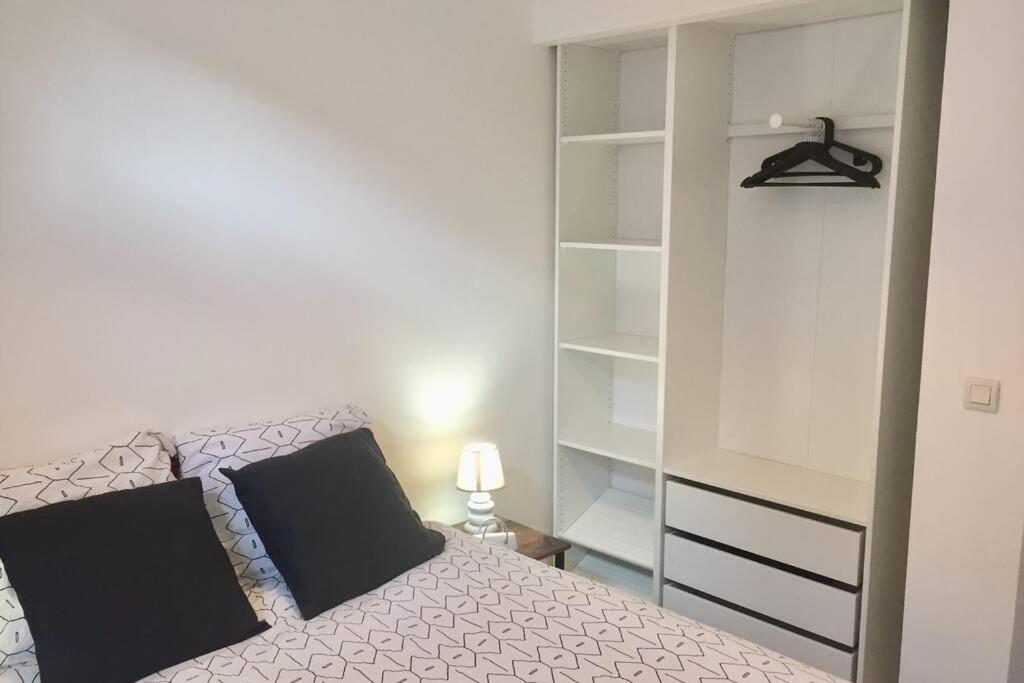 Le Montferrat - 65m2 - 2 - Rue De La Grotte - Hyper Centre Apartment